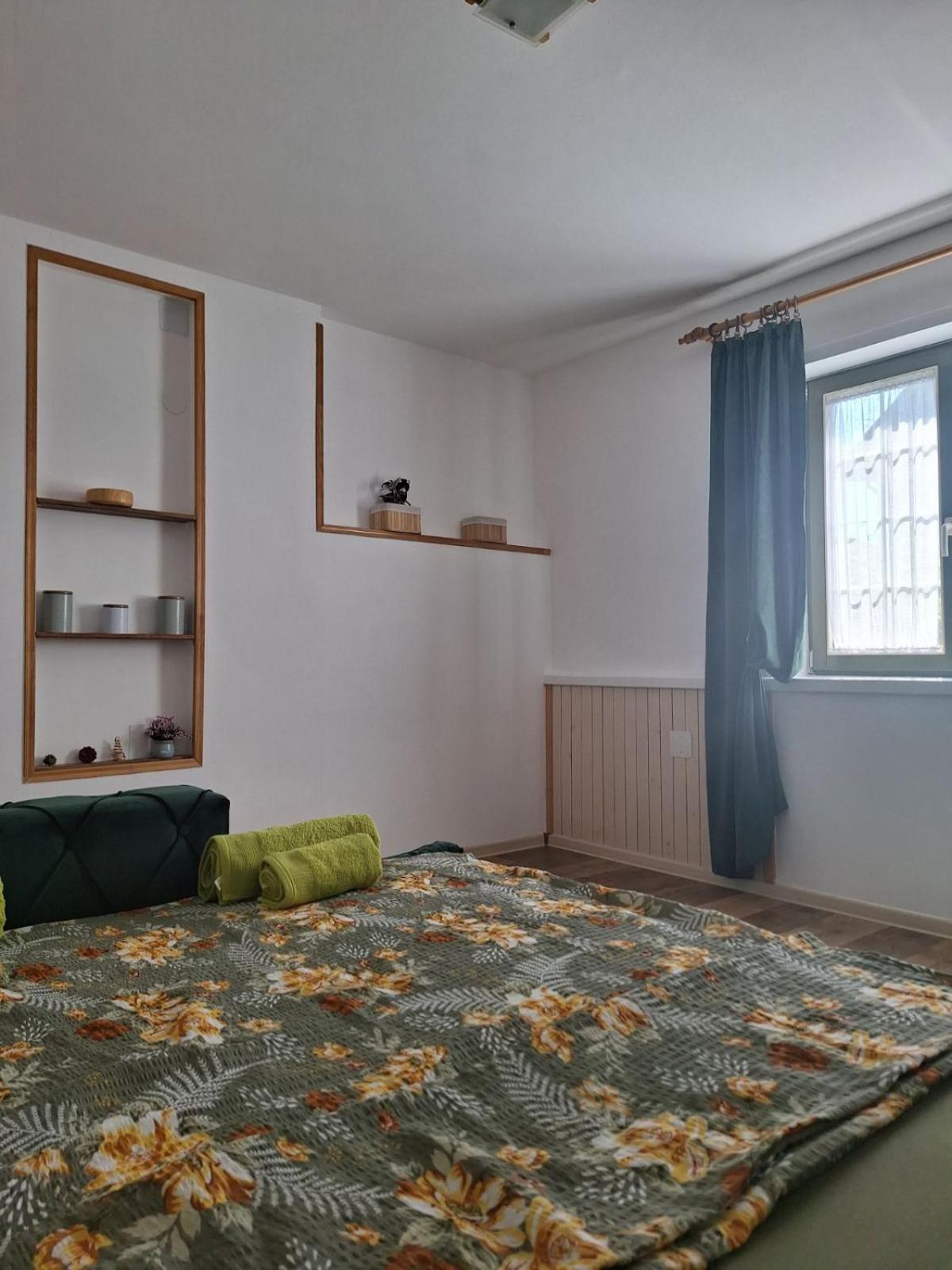 Bajka Appartement Valjevo Buitenkant foto